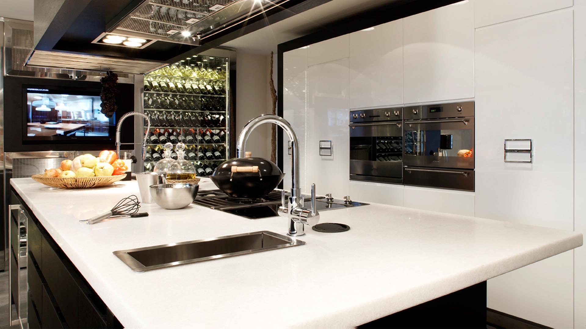 white quartz worktop